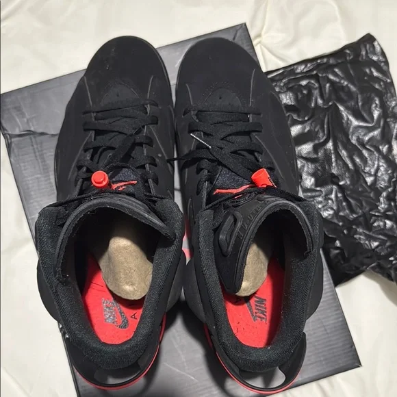 Jordan Retro 6 ‘Infrared’ - Picture 5 of 10